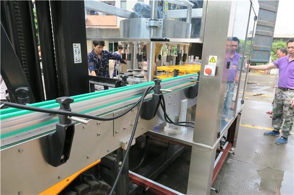 Máy dán nhãn tự động mặt trước / sau Thiết bị Tốc độ 18000B / H