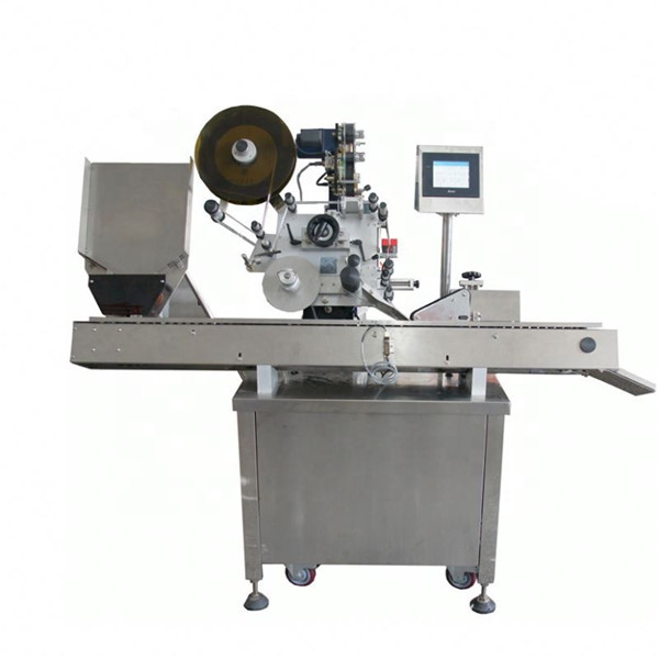 Máy dán nhãn nước giải khát tự động tiết kiệm