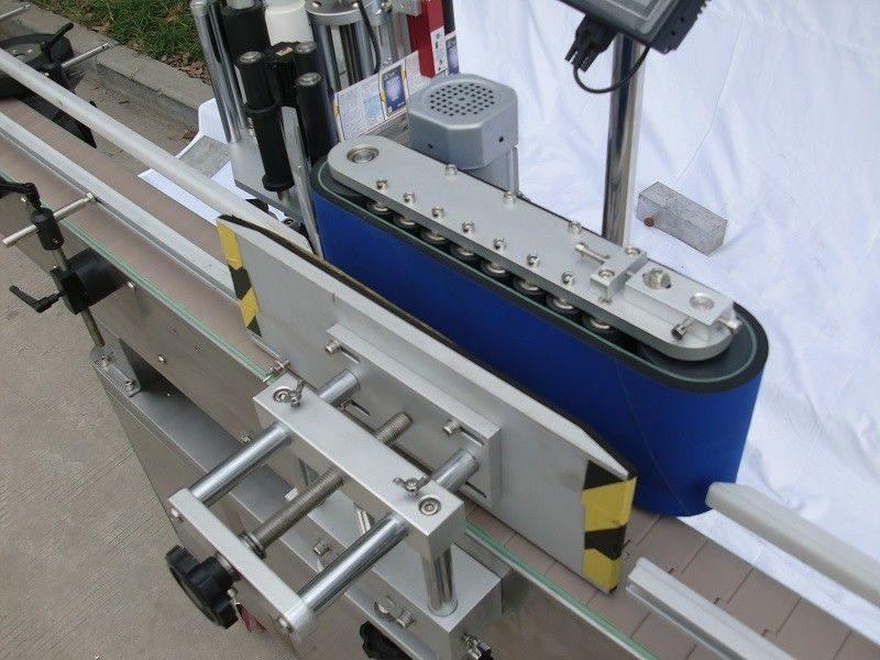 Trung Quốc Aerosol có thể máy dán nhãn chai tròn tự động cho 20-200 chiếc / phút nhà cung cấp tự dính