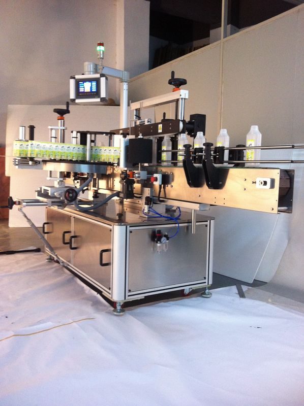 Đồ uống Trung Quốc Máy dán nhãn chai vuông hai mặt Nhà cung cấp nhãn dán