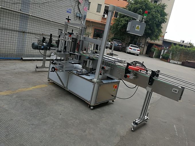 Máy dán nhãn nhãn dán tự dính với tốc độ cao 200BS / phút